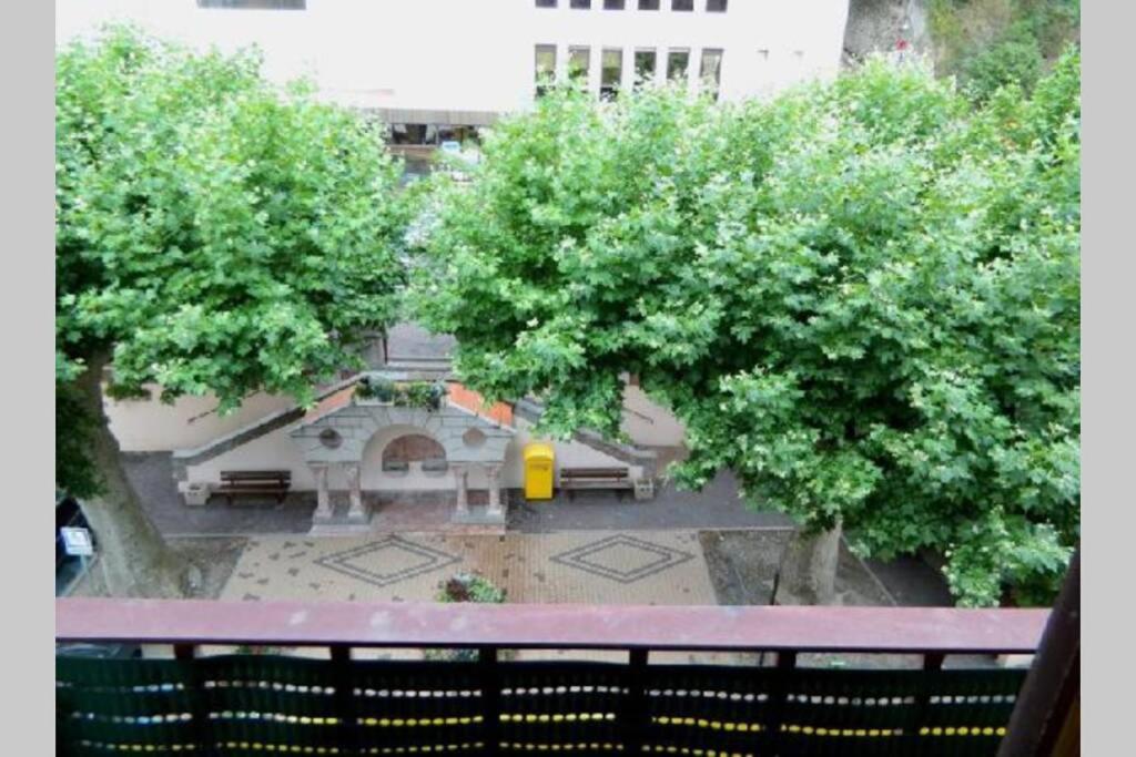 艾美丽·莱斯·班恩斯·帕尔Appt 2 Etoiles Agreable Et Calme Vue Sur Montagnes公寓 外观 照片